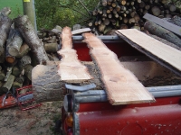  used the new brackets to hold the last bit and cut one extra plank, leaving a very thin strip of bark - brackets work well